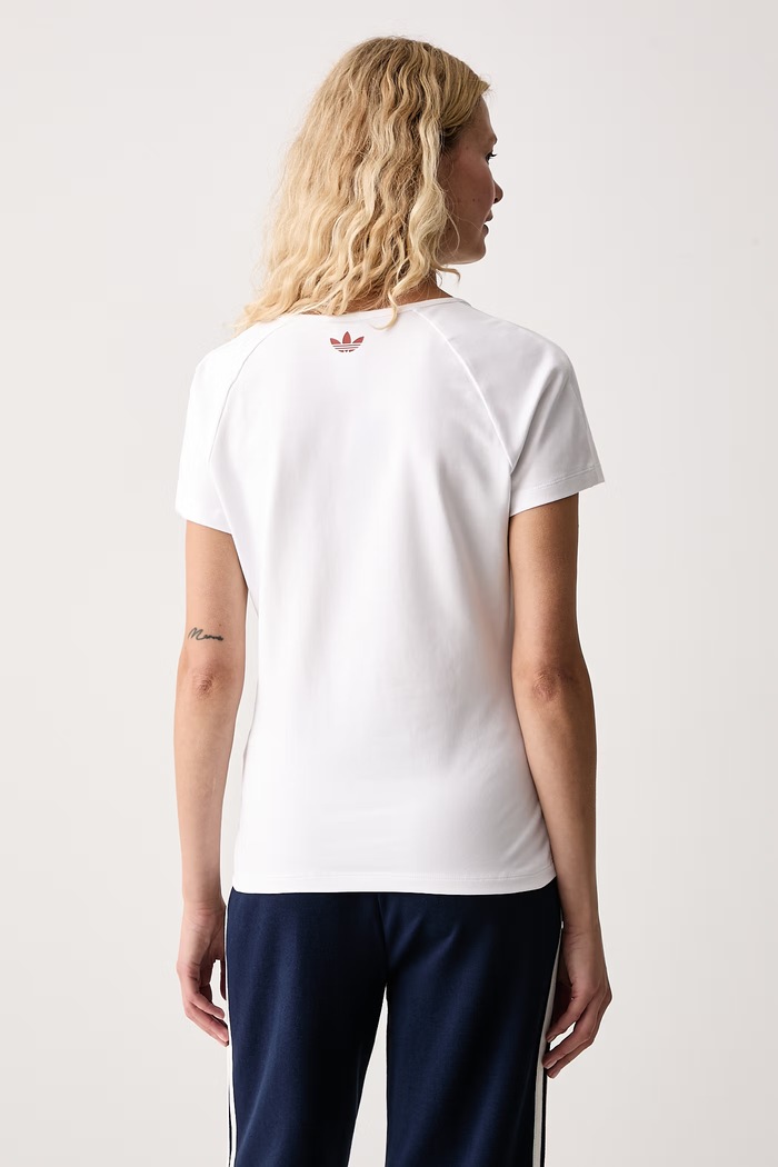 Oblečenie adidas Originals Tričko dámske s bavlnou LE8330 biela