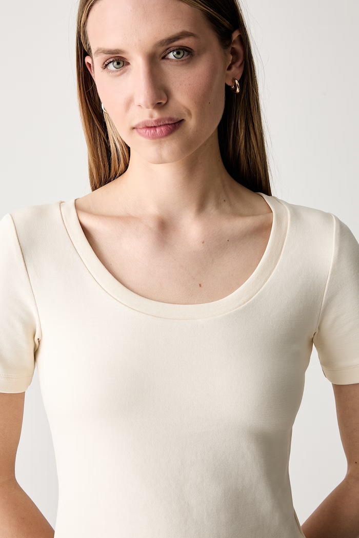 Weekend Max Mara T-shirt basic damski bawełniany z elastanem WKDMULTIJ beżowy 2625946031600