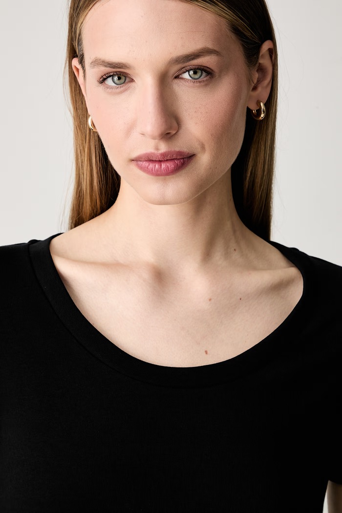 Weekend Max Mara T-shirt basic damski bawełniany z elastanem WKDMULTIJ czarny 2625946031600