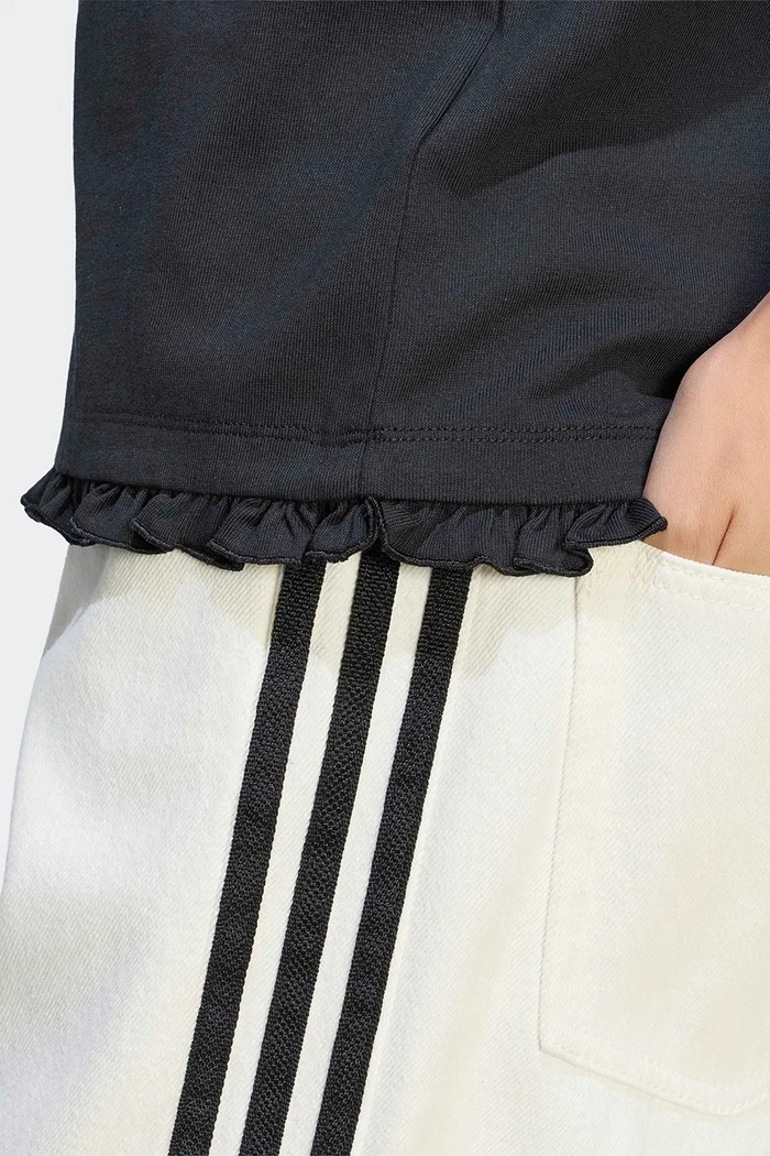 T-shirt damski z bawełną Pleated adidas Originals czarny LG4313
