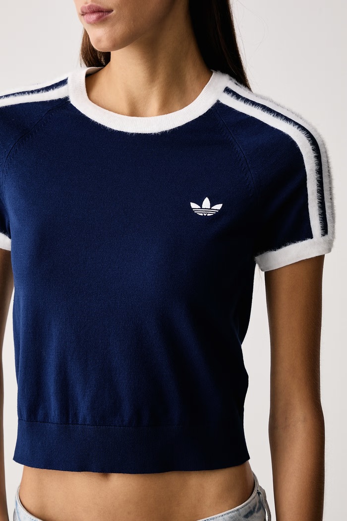 T-shirt damski z wiskozą Knitted adidas Originals KW2606 granatowy