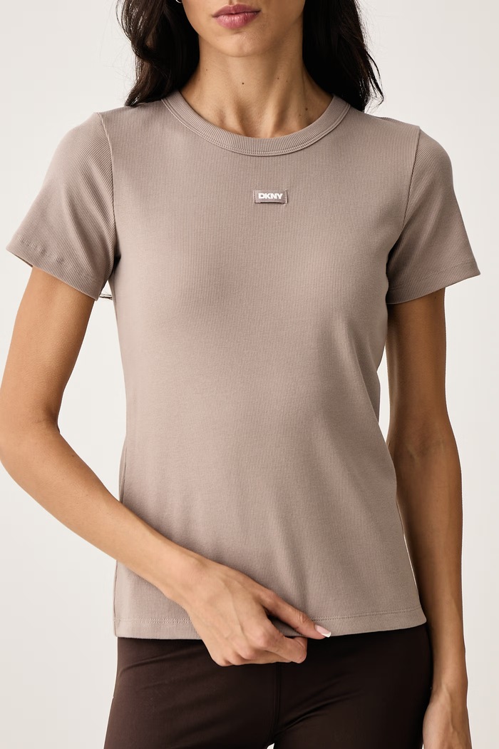 T-shirt lounge damski z bawełną DKNY YI10125 beżowy