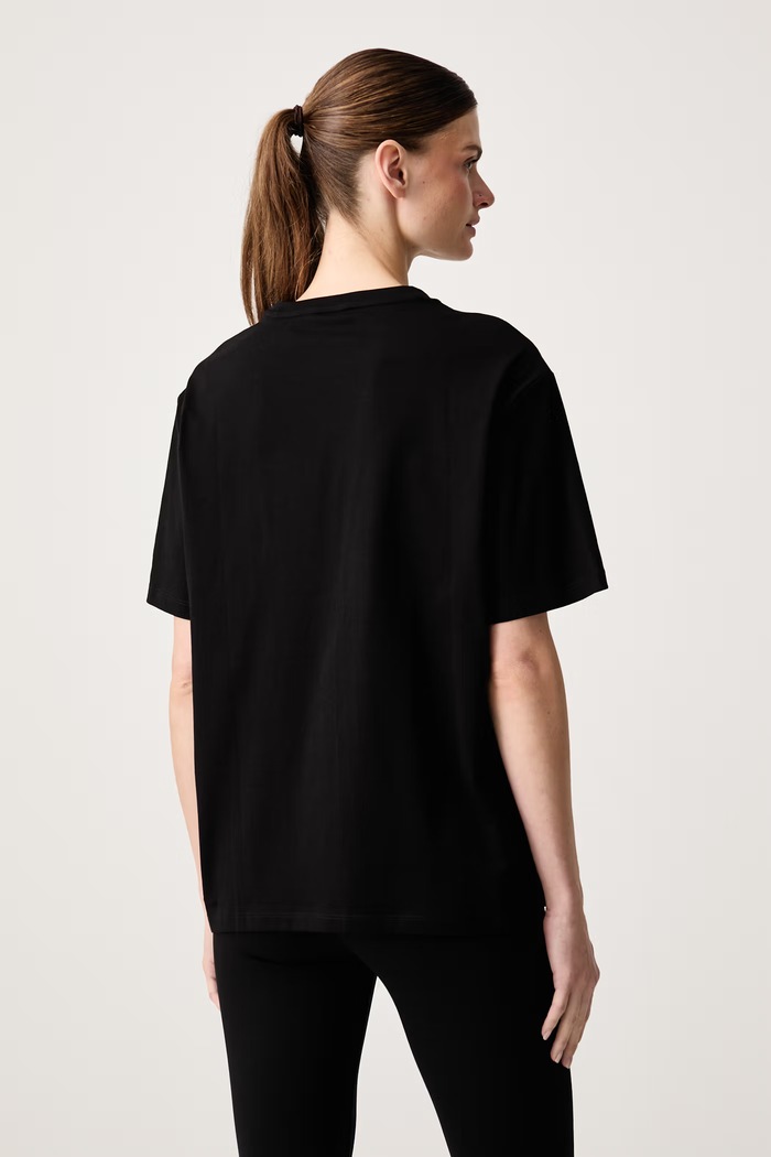Odzież EA7 Emporio Armani T-shirt oversize damski bawełniany AF12503.7W001365 czarny