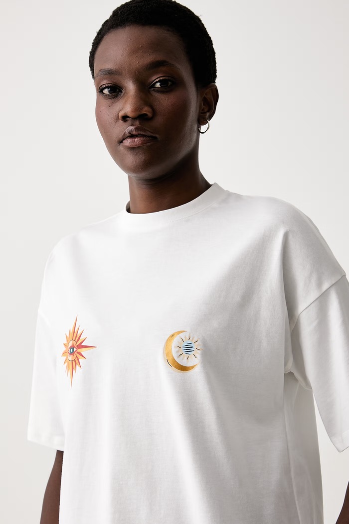 Never Fully Dressed T-shirt damski bawełniany biały NFDTO3521