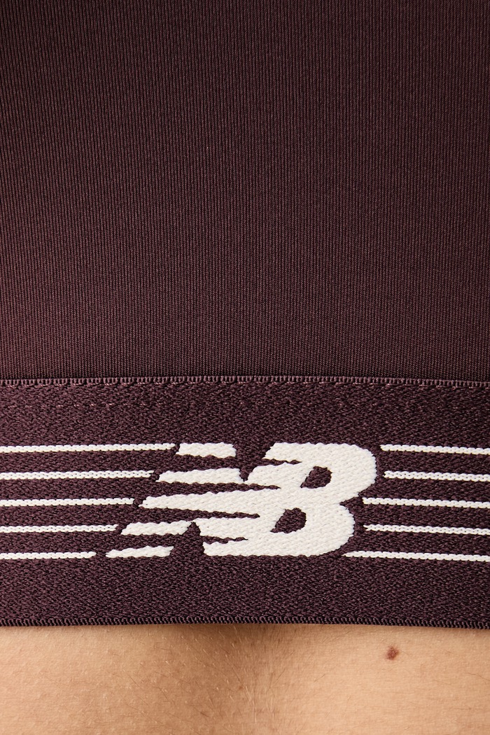 Tréningové tričko s dlhým rukávom dámske New Balance hnedá WT62B3OEYLR