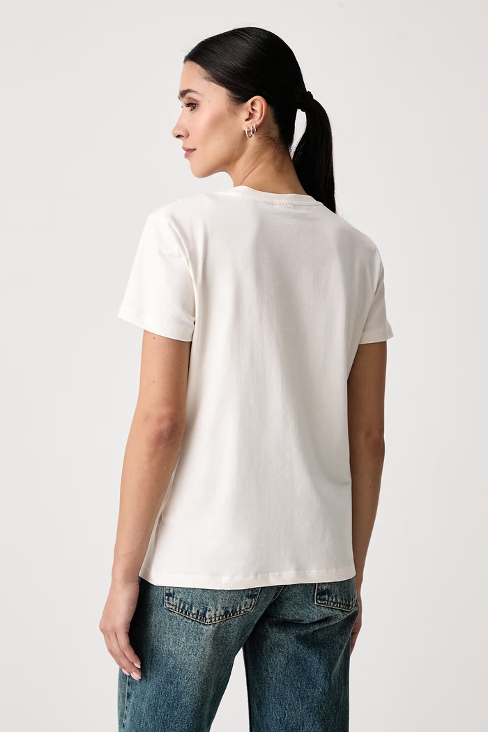 Дрехи Guess Тениска дамска с памук FABRIZIA V6BI20.K6751 бежов