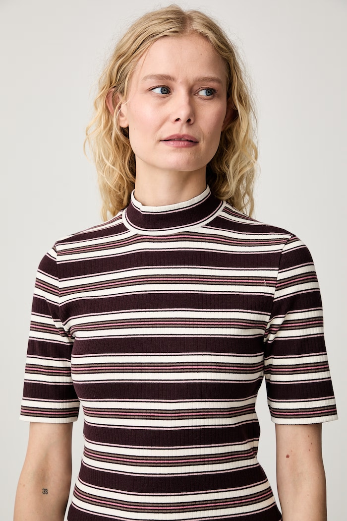 Marc O'Polo T-shirt swetrowy damski z bawełną bordowy 5000012417