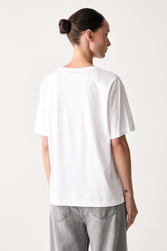 Ρούχα Karl Lagerfeld Jeans t-shirt γυναικείο με μοντάλ B3W17018 λευκό