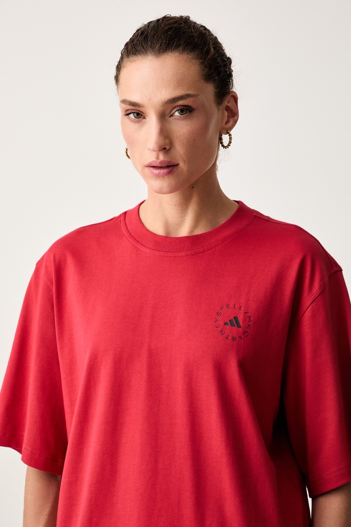 adidas by Stella McCartney T-shirt oversize damski bawełniany czerwony KR6304