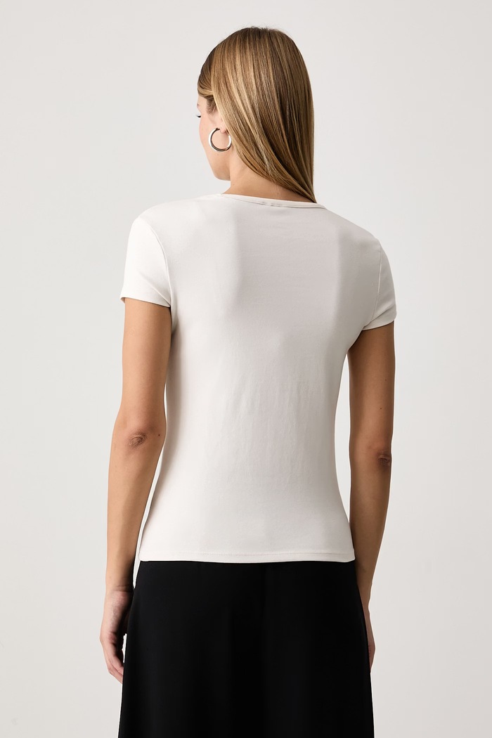 Odzież Guess T-shirt damski bawełniany z elastanem AMALIA V6BI09.K6276 beżowy
