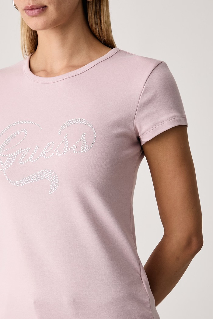 T-shirt damski bawełniany z elastanem AMALIA Guess V6BI09.K6276 różowy