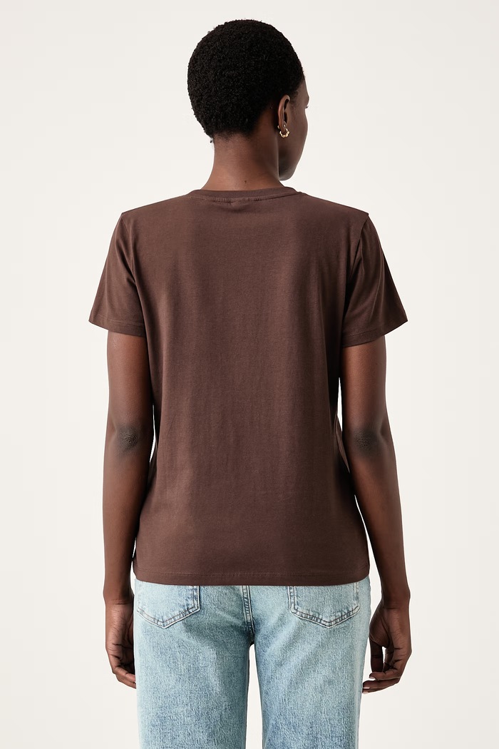 Ρούχα Guess T-shirt γυναικείο με βαμβάκι V6BI01.K6248 καφέ