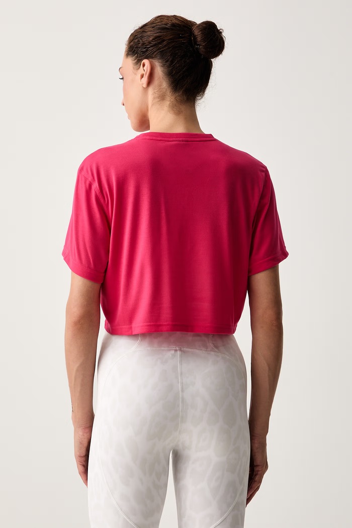 Odzież adidas Performance T-shirt treningowy damski Essentials KT1223 różowy