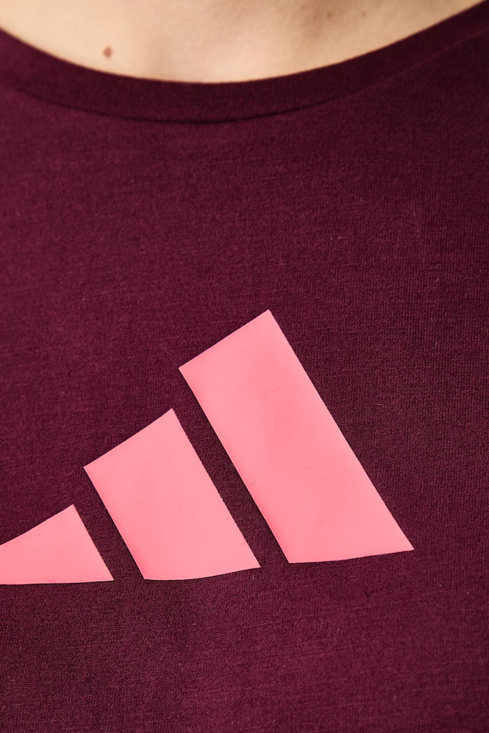T-shirt da allenamento da donna Essentials adidas Performance granata KT3797