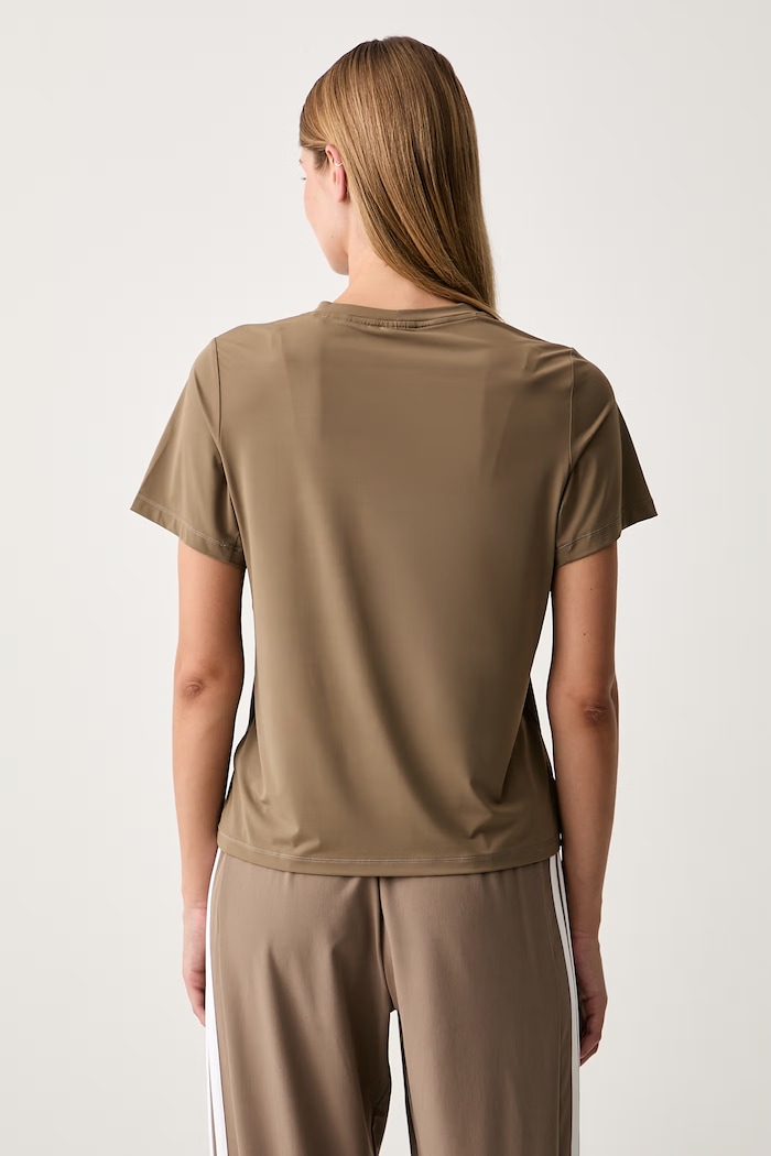 Oblečenie adidas Performance tréningové tričko dámske Strength Essentials KV6944 zelená