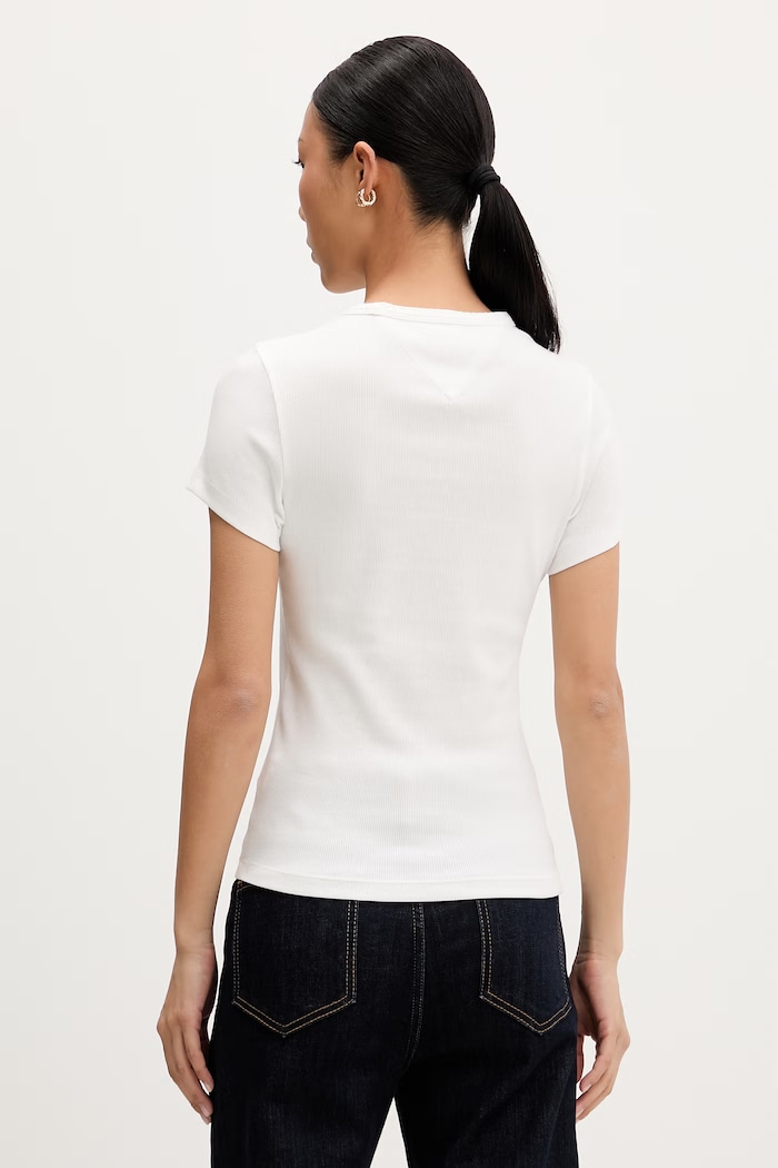 Oblečenie Tommy Jeans tričko dámske bavlnené s elastanom DW0DW22809 biela