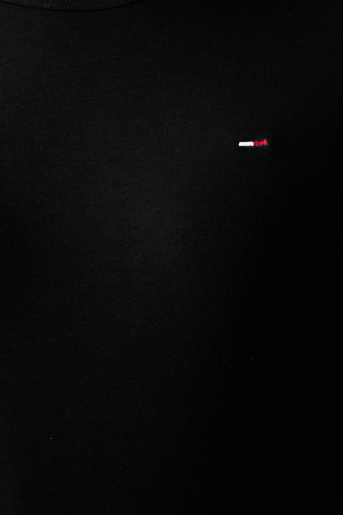 Tommy Jeans T-shirt damski z wiskozą DW0DW22802 czarny