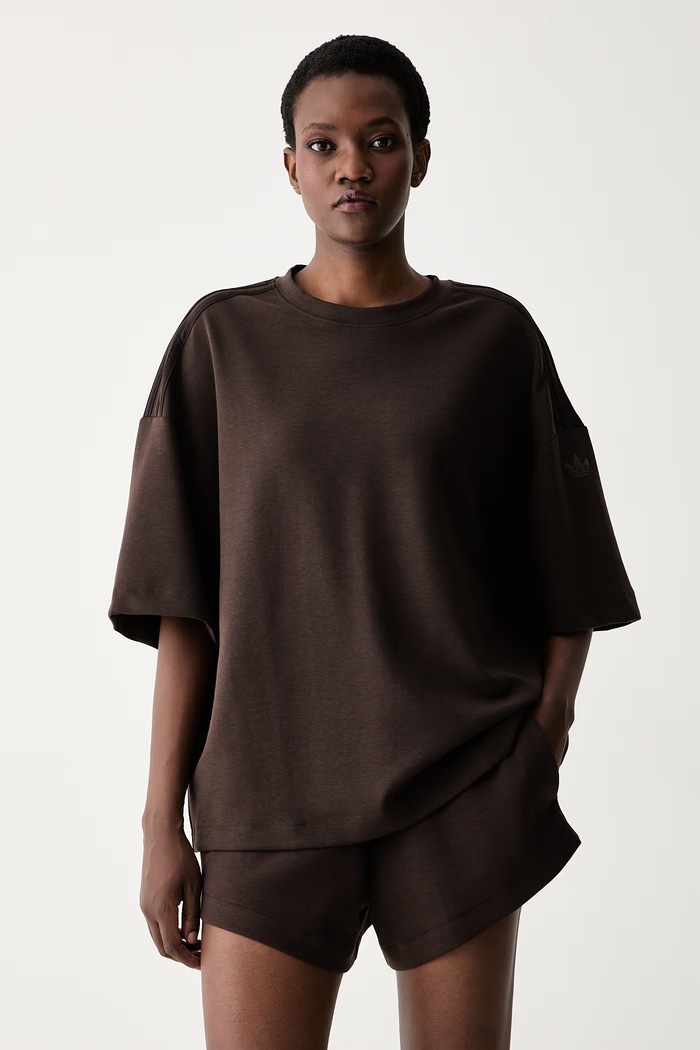 adidas Originals oversize t-shirt γυναικείο με lyocell καφέ KZ1131