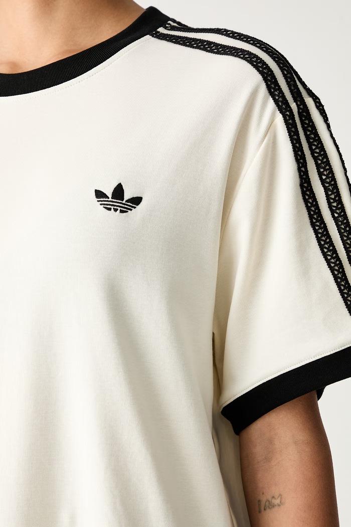 adidas Originals футболка для женщин из хлопка с эластаном KX1881 бежевый