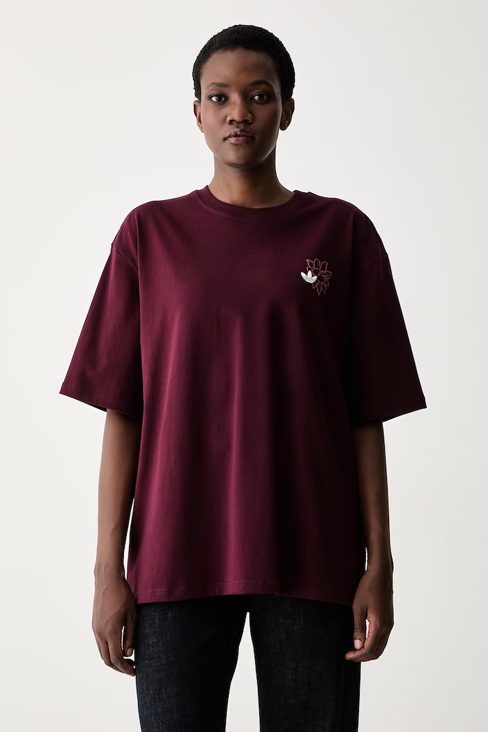 Odzież adidas Originals T-shirt oversize damski bawełniany Floral KX1880 bordowy