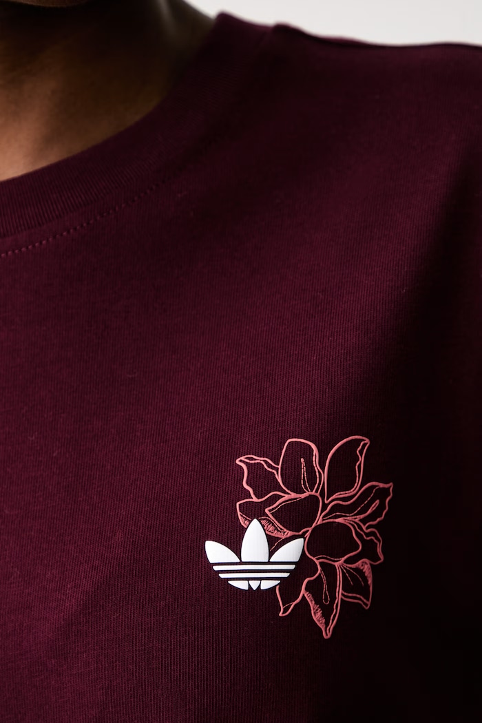 adidas Originals T-shirt oversize damski bawełniany Floral KX1880 bordowy