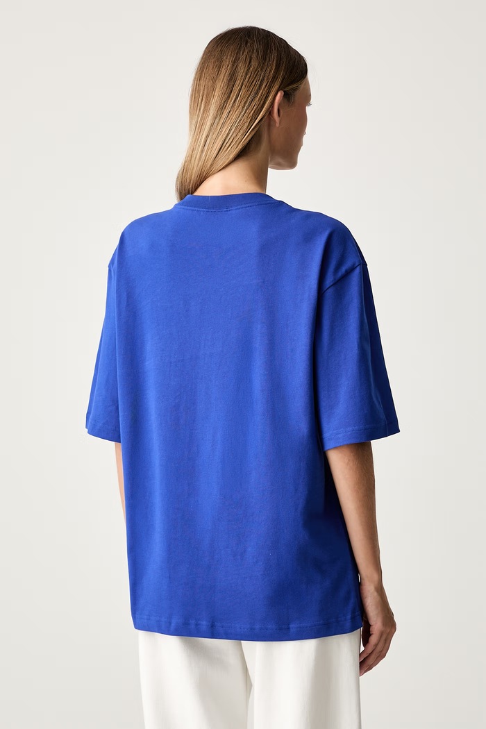 Odzież adidas Originals T-shirt oversize damski bawełniany Essentials KT4800 niebieski