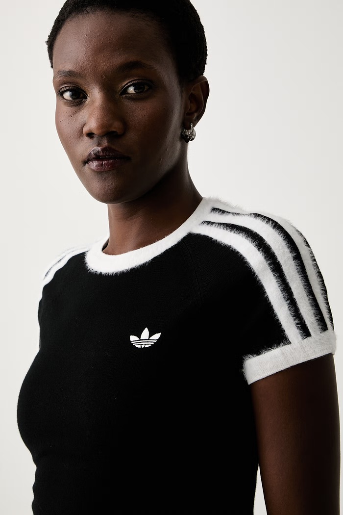 adidas Originals majica za žene crna KS7375