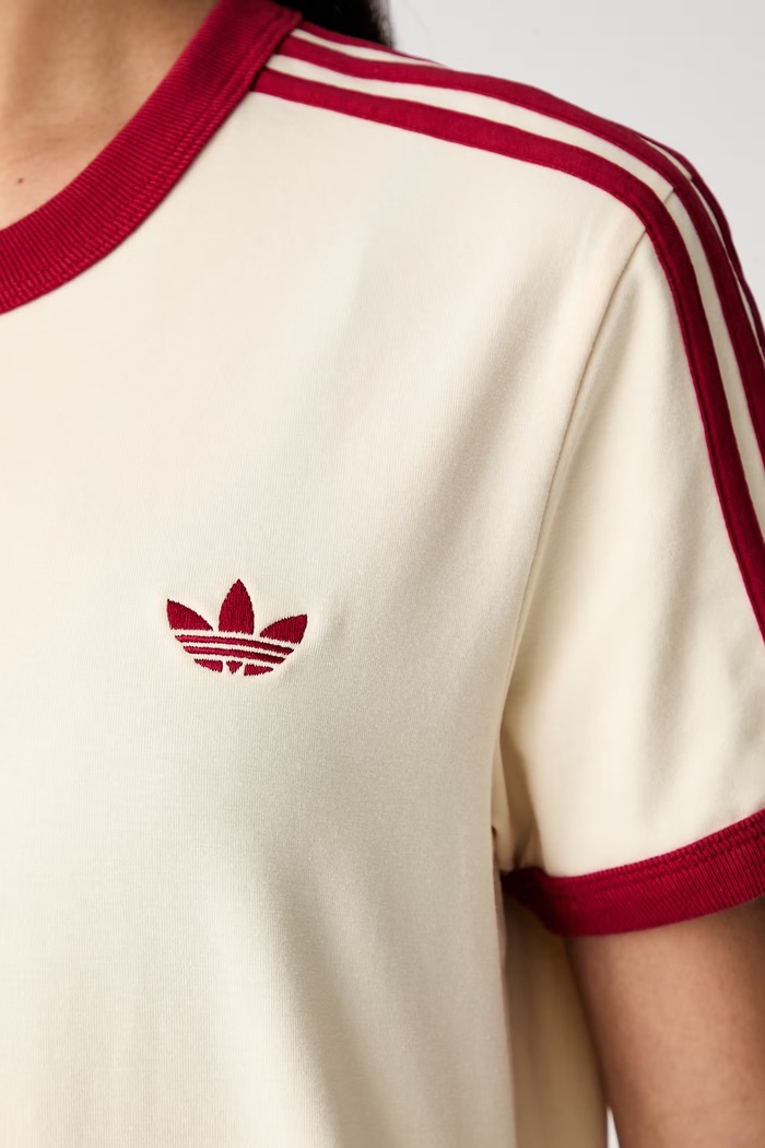 adidas Originals футболка для женщин из хлопка с эластаном KS4780. бежевый