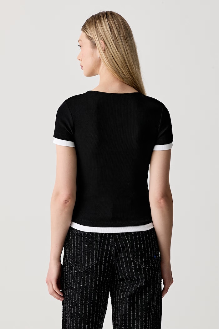 Ρούχα Guess Jeans t-shirt γυναικείο βαμβακερό με ελαστάν W6YP07.K3685 μαύρο