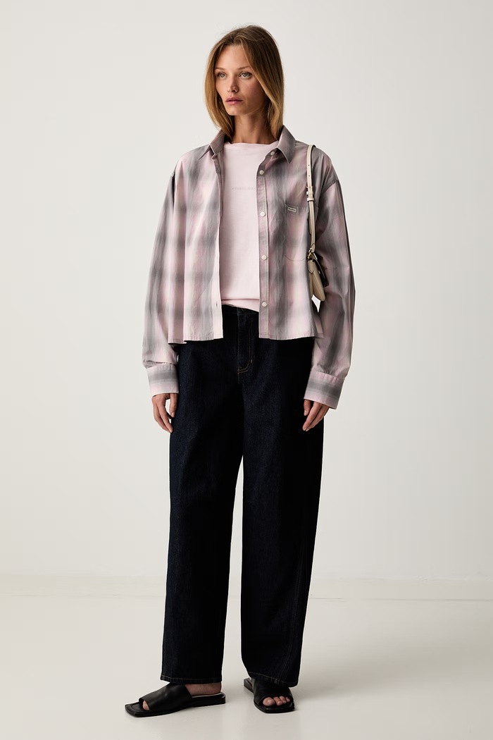 Guess Jeans kratka majica ženska bombažna W6YI11.K3690 roza AW26