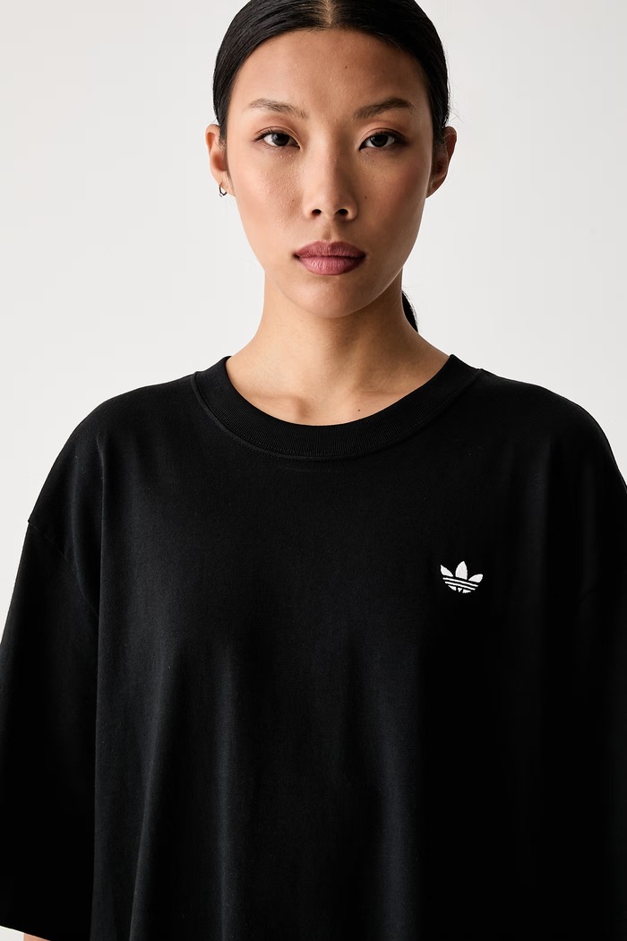 adidas Originals t-shirt γυναικείο βαμβακερό Essentials μαύρο KR3595