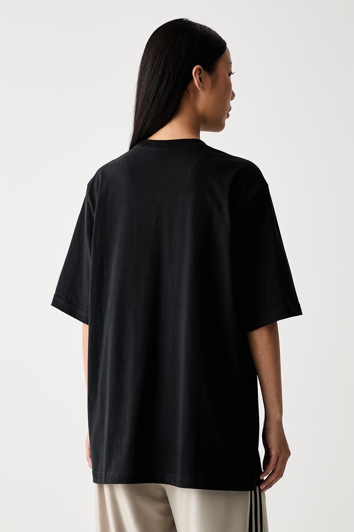 Одежда adidas Originals футболка для женщин из хлопка Essentials KQ6723 чёрный