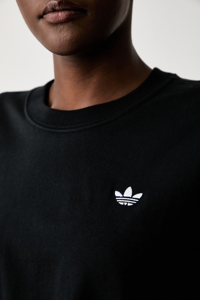 adidas Originals t-shirt γυναικείο βαμβακερό Essentials KQ6692 μαύρο