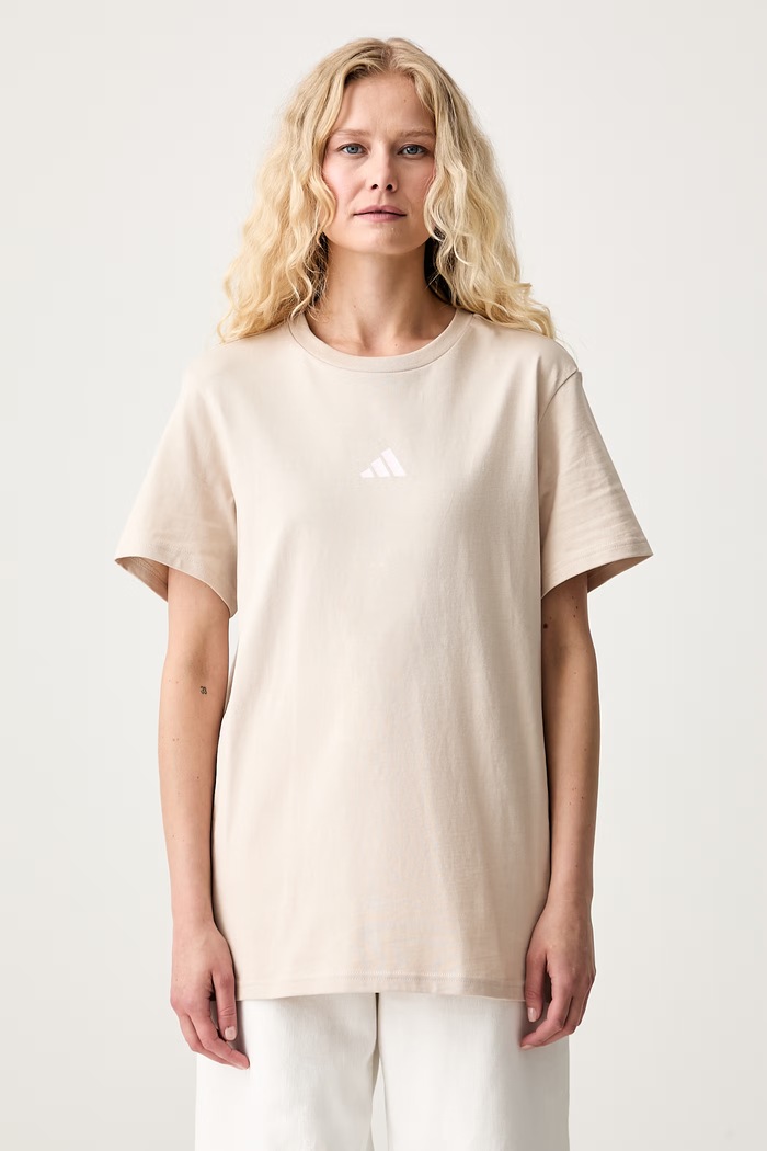 Odzież adidas T-shirt damski bawełniany Animal Pack KT2684 beżowy