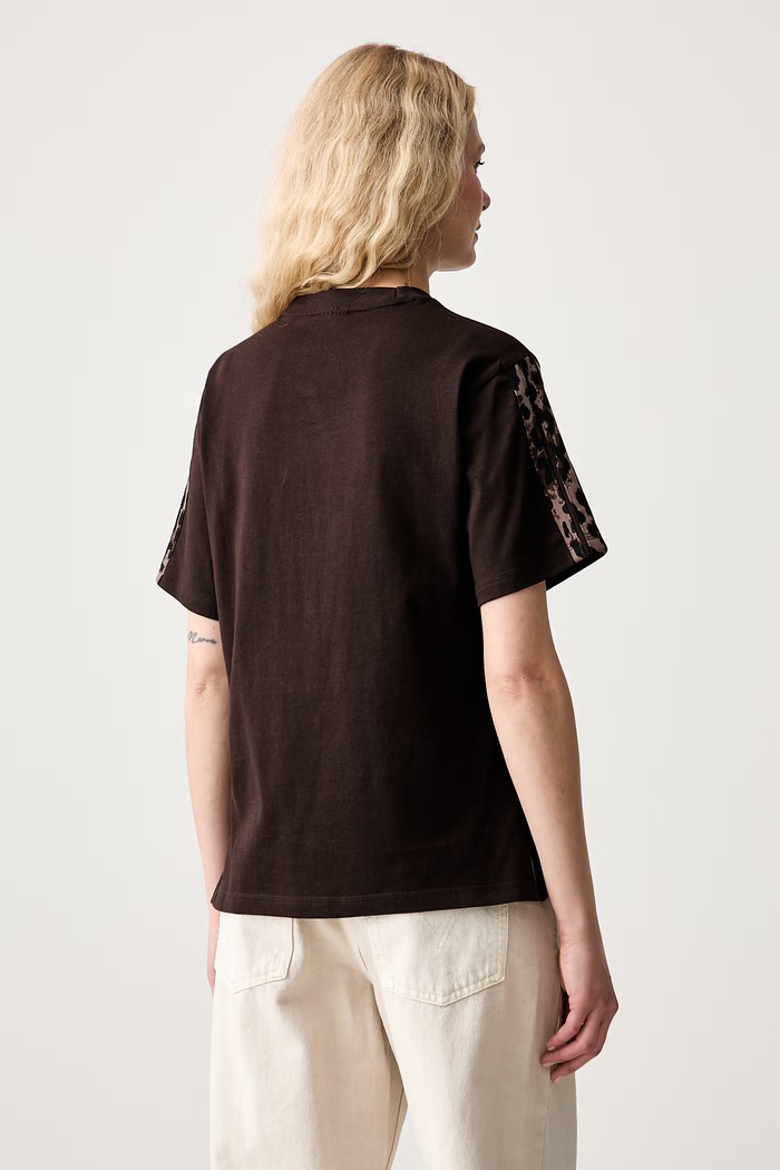 Odzież adidas T-shirt damski bawełniany Leopard Pack KV9298 brązowy