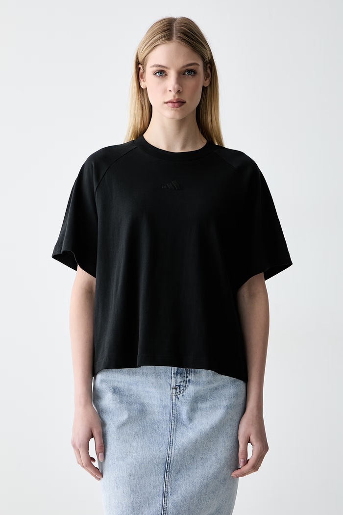 adidas T-shirt oversize damski bawełniany czarny KF2433