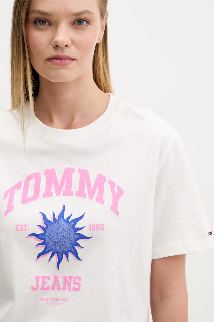 Tommy Jeans T-shirt damski bawełniany biały DW0DW23159