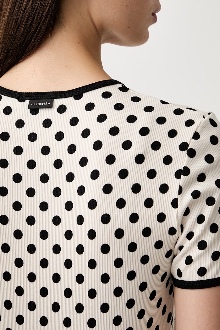 Marimekko T-shirt damski bawełniany z elastanem 095883 beżowy