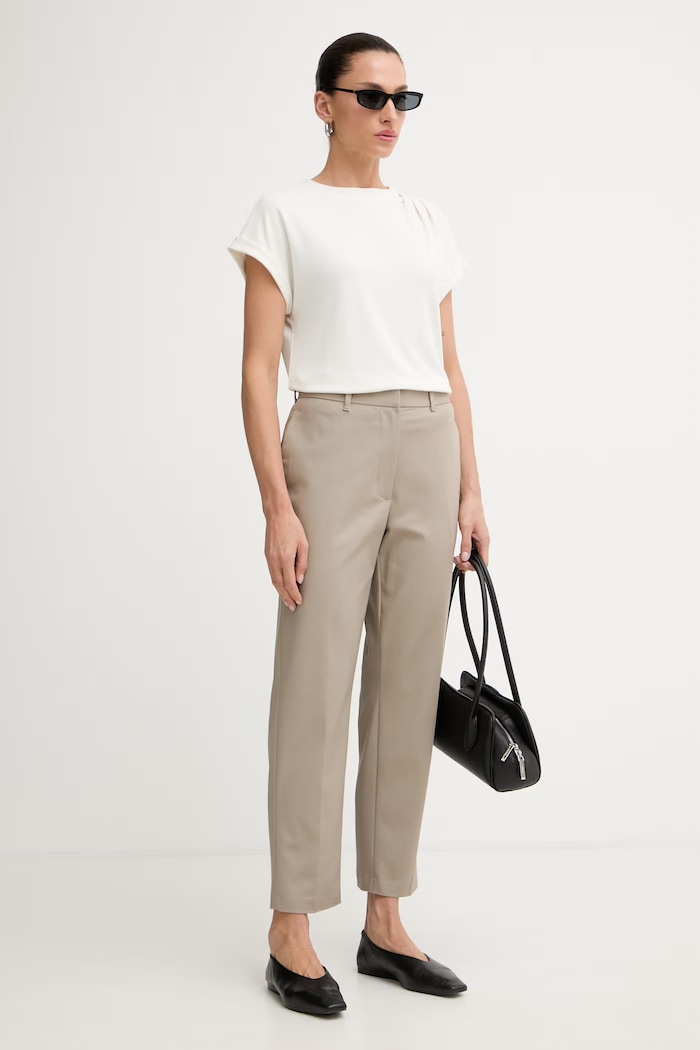 Calvin Klein T-shirt damski LV044G221G beżowy AW26