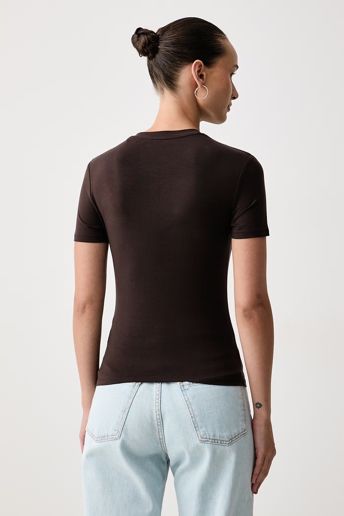 Guess Tričko dámske s lyocellom JUNIE O6BM13.K5058 hnedá AW26