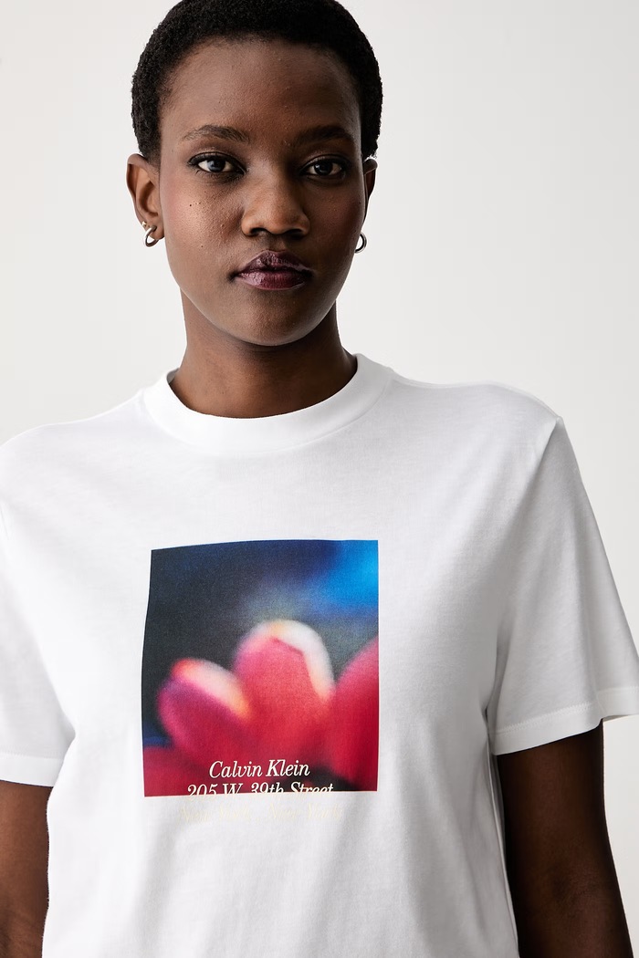 Calvin Klein Jeans kratka majica ženska bombažna bela LV047G813G