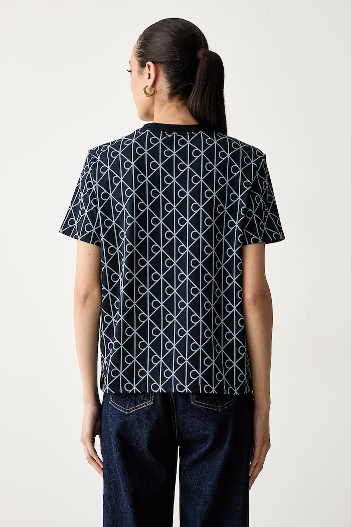 Ρούχα Calvin Klein Jeans t-shirt γυναικείο βαμβακερό LV047G811G σκούρο μπλε