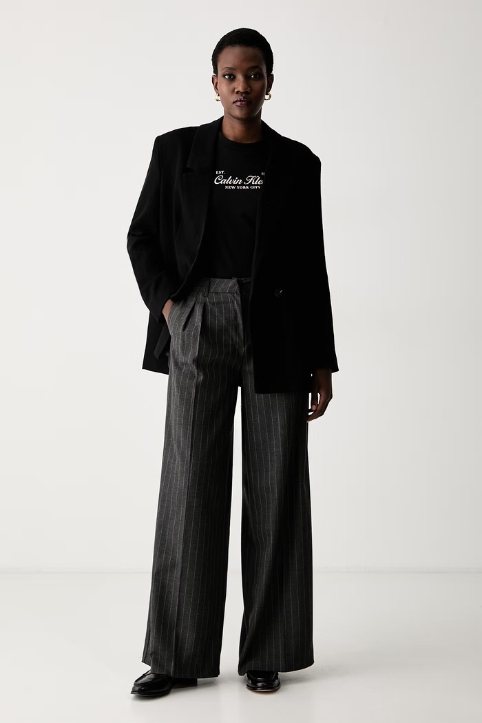 Calvin Klein Jeans kratka majica ženska bombažna LV047G804G črna AW26