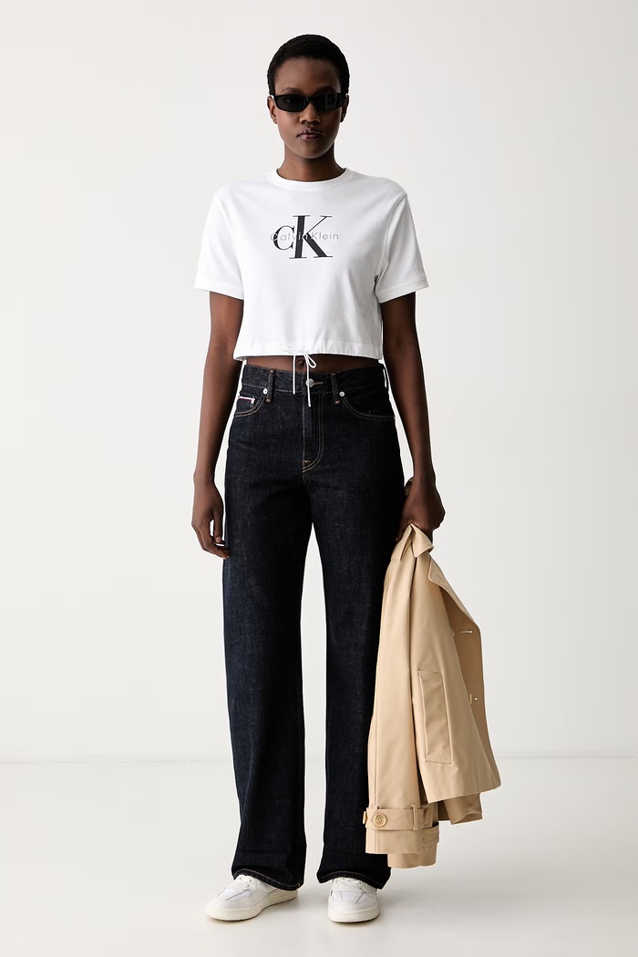 Calvin Klein Jeans kratka majica ženska bombažna LV047G288G bela AW26