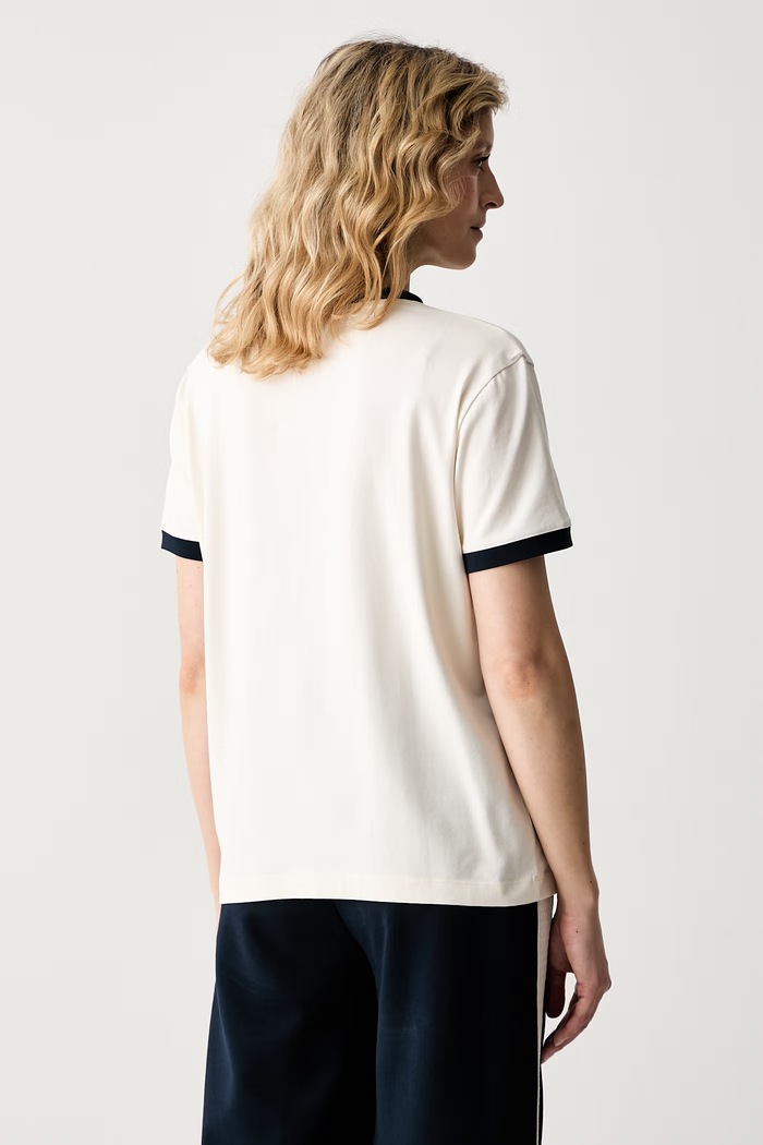 Oblečení Guess tričko dámské bavlněné s elastanem HOSHI V6YI18.K4320 béžová