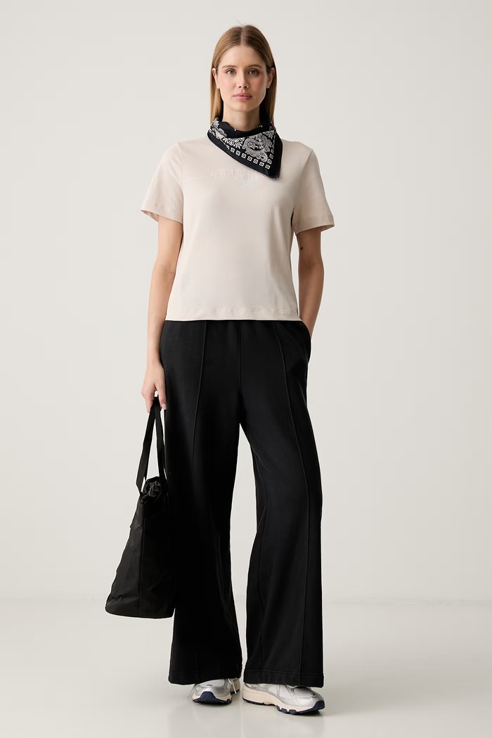 Guess t-shirt γυναικείο βαμβακερό AGENA V6YI05.K4272 μπεζ AW26