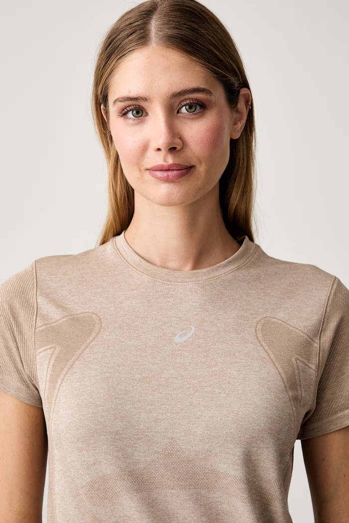 Asics T-shirt treningowy damski ROAD SEAMLESS SS TOP beżowy 2012D292.200