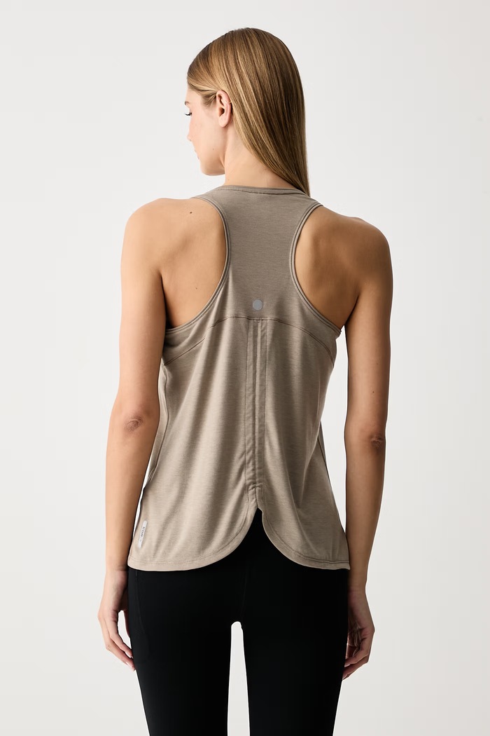 Odzież Asics Top treningowy damski NAGINO RUN ADJUSTABLE TANK 2012D139.201 beżowy