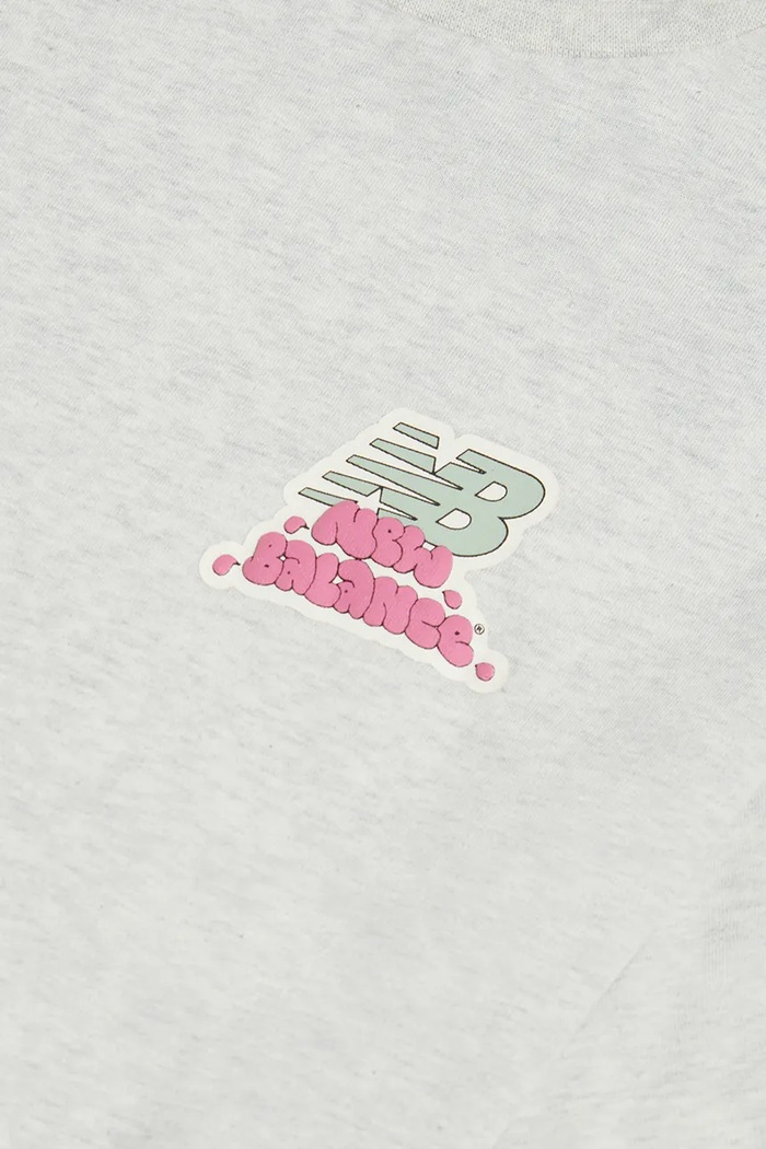 T-shirt dziecięcy bawełniany New Balance YT62B50F szary