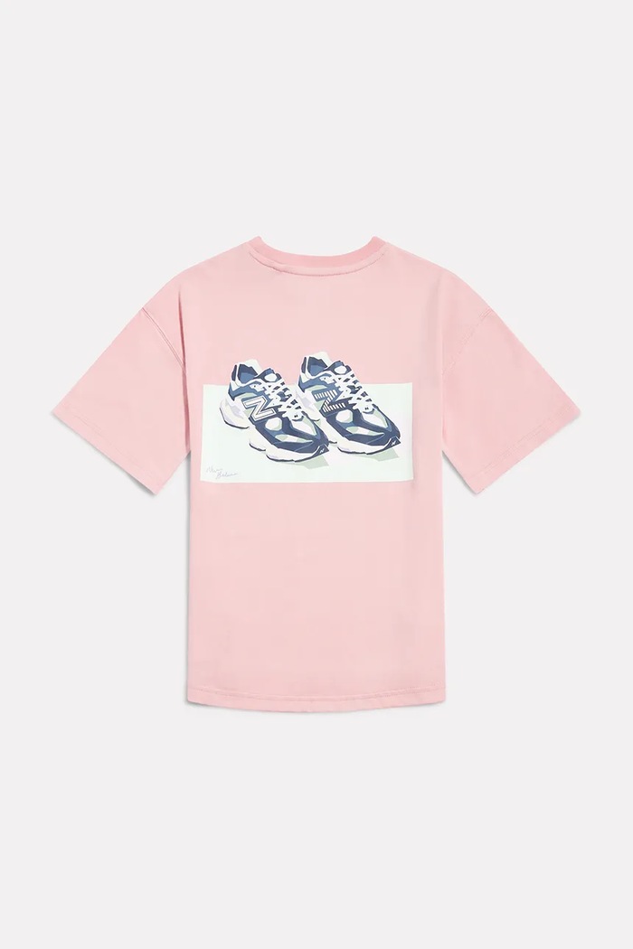 New Balance T-shirt dziecięcy bawełniany YT62J1FR różowy AW26